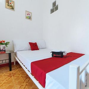 Budget King Room